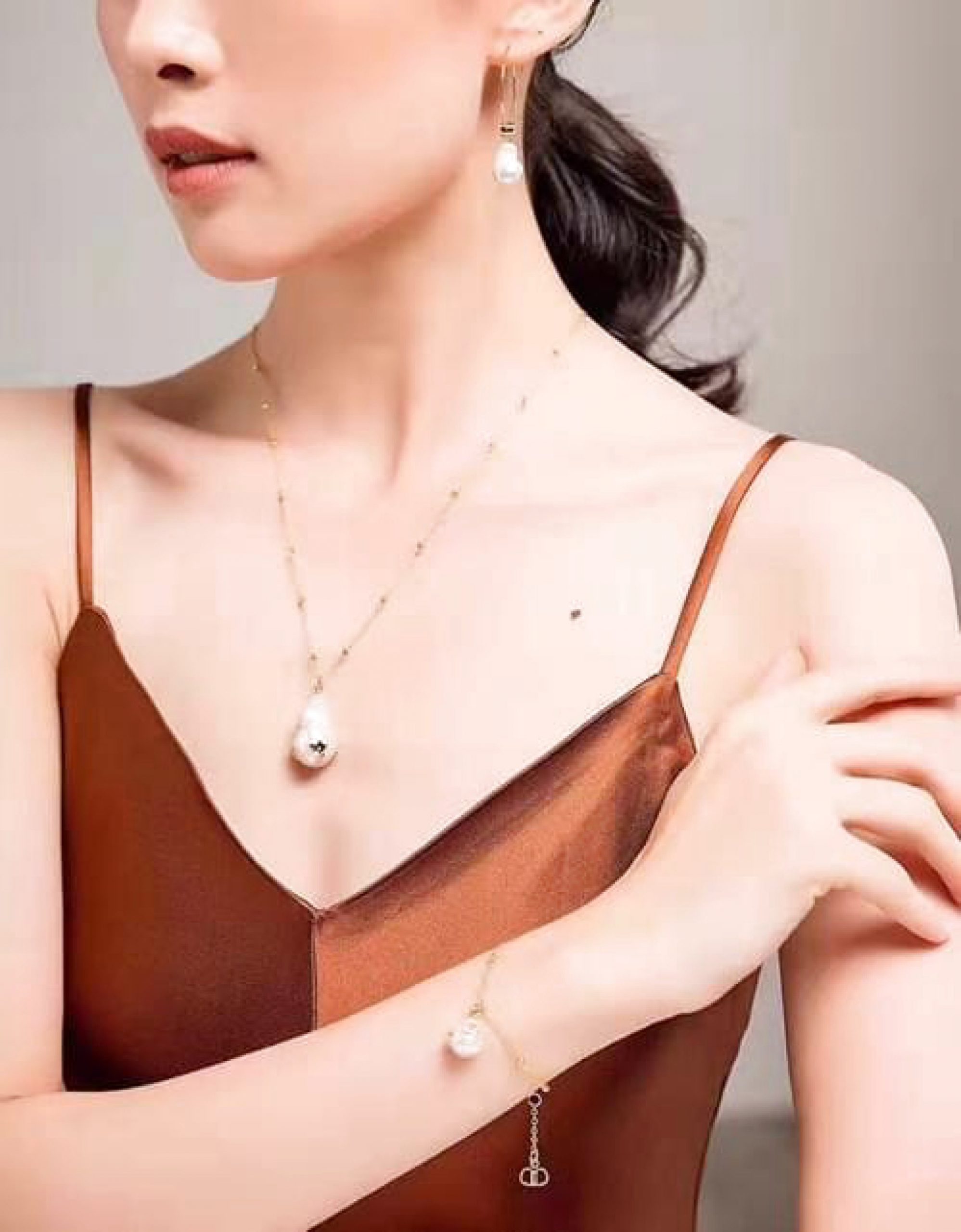 Christian Dior Gold Pearl Necklace | Dior Pearl Necklace - Image 6